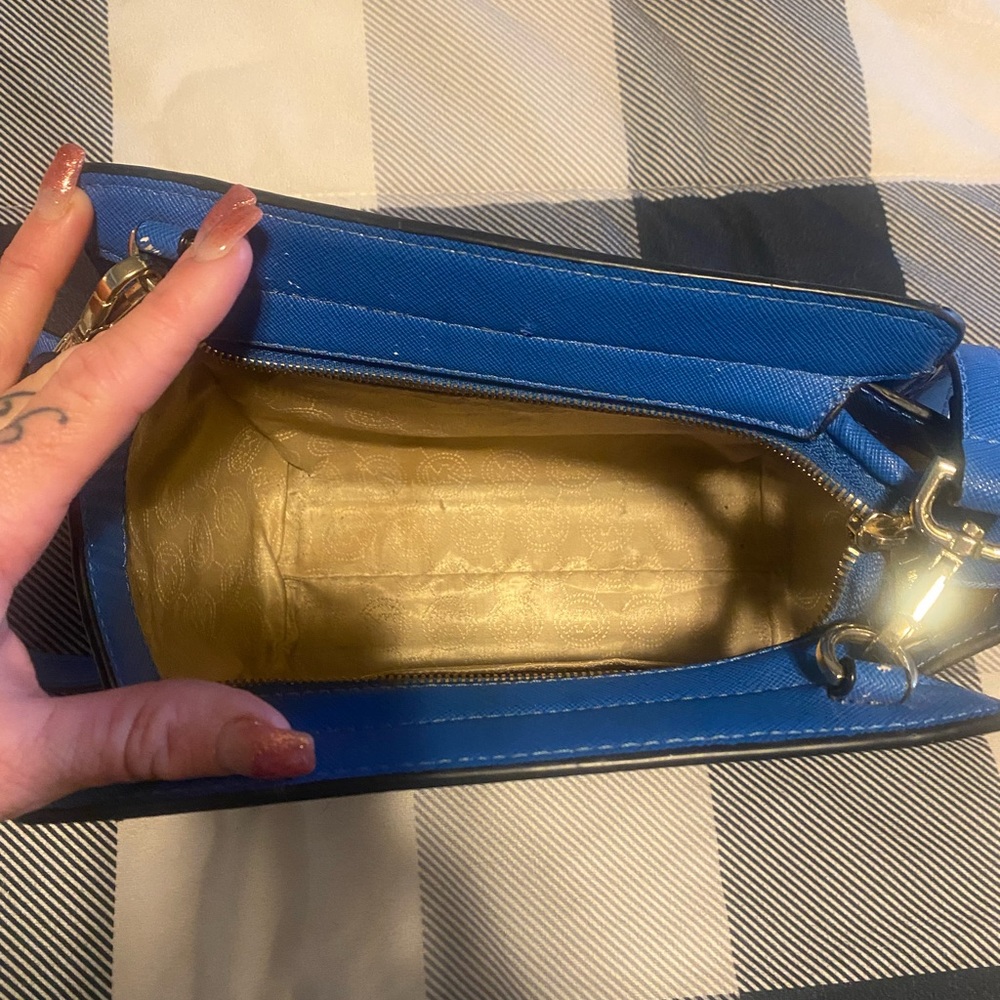Michael kors purse .